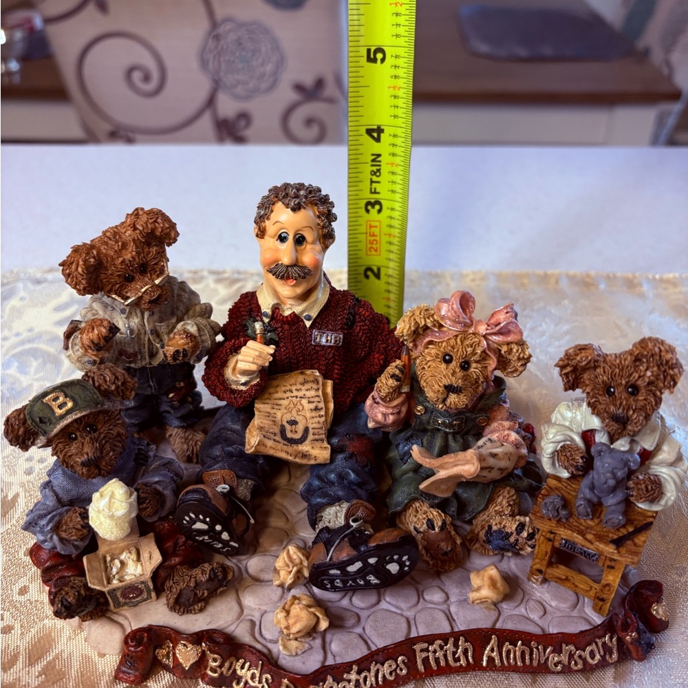 Boyds Bears Fifth Anniversary Figurine with Brown and Tan Accents - Picture 5 of 7